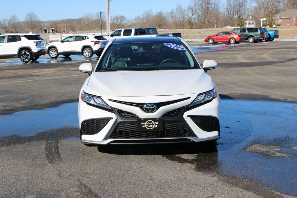 Used 2023 Toyota Camry XSE image 3