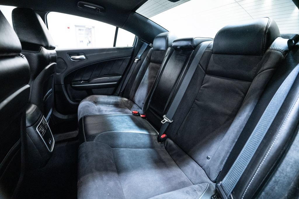 Used 2023 Dodge Charger R/T w/ Plus Group RWD image 35