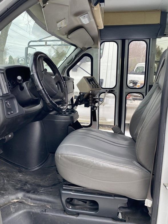 Used 2007 Chevrolet Express 3500 w/ School Bus Package image 6
