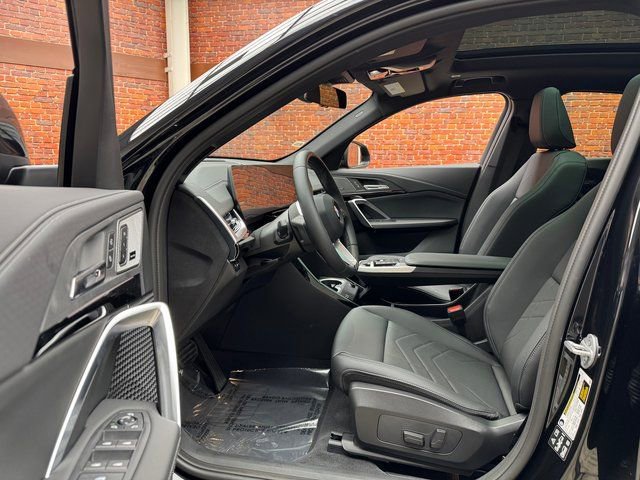 Used 2026 BMW X2 xDrive28i image 22