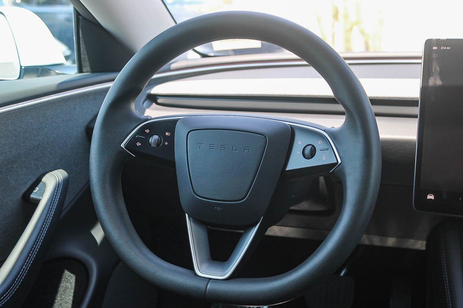 Used 2025 Tesla Model 3 Long Range RWD image 16