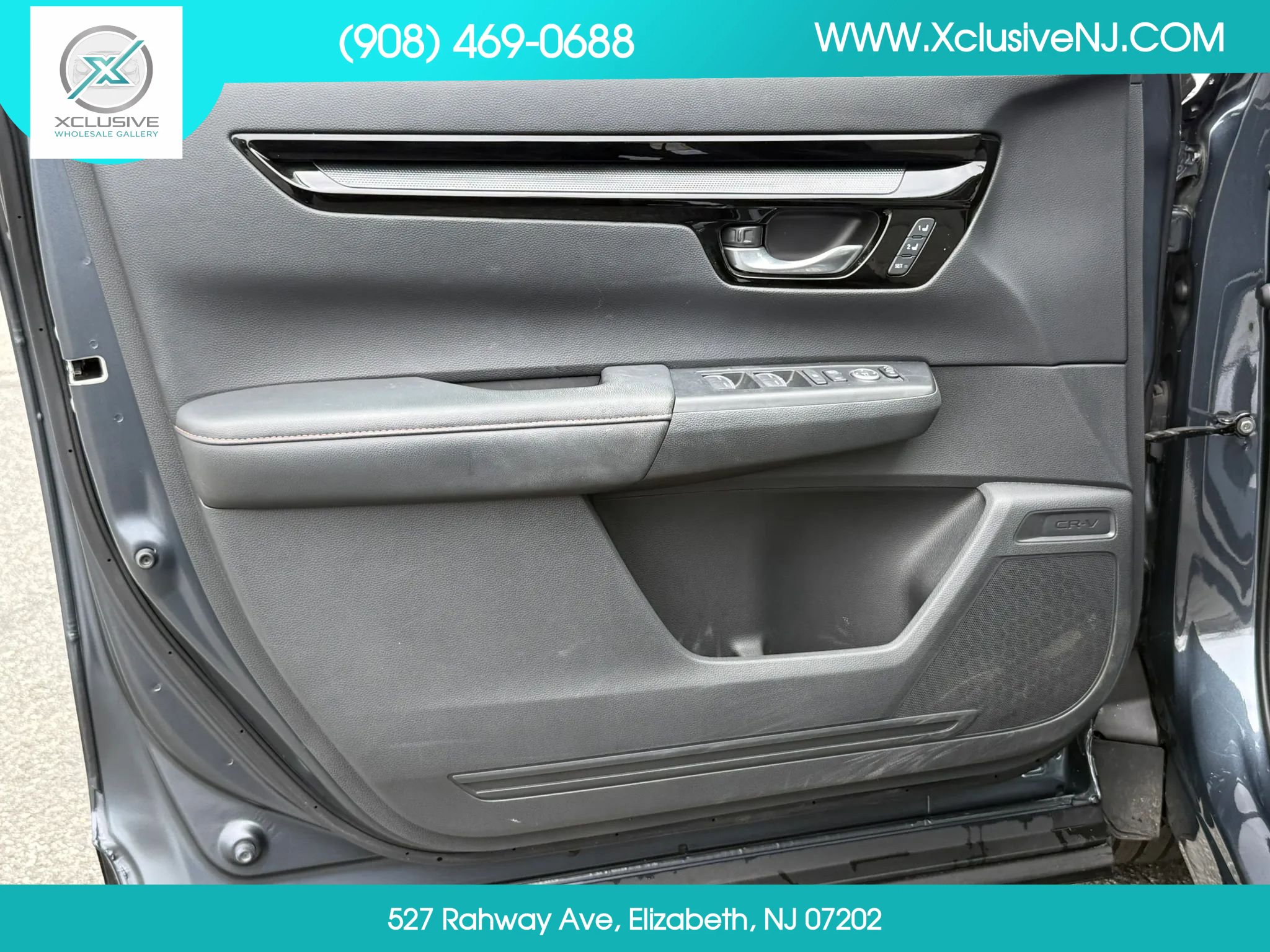 Used 2023 Honda CR-V Sport Touring image 4