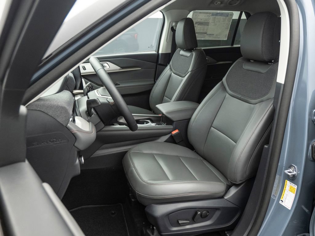 New 2025 Ford Explorer Active w/ Active Comfort Package image 39