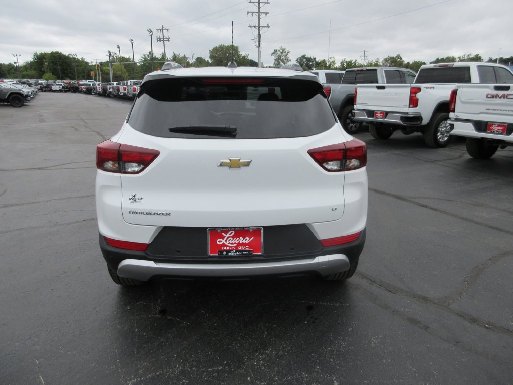 Certified 2022 Chevrolet TrailBlazer LT w/ Confidence II Package FWD image 7
