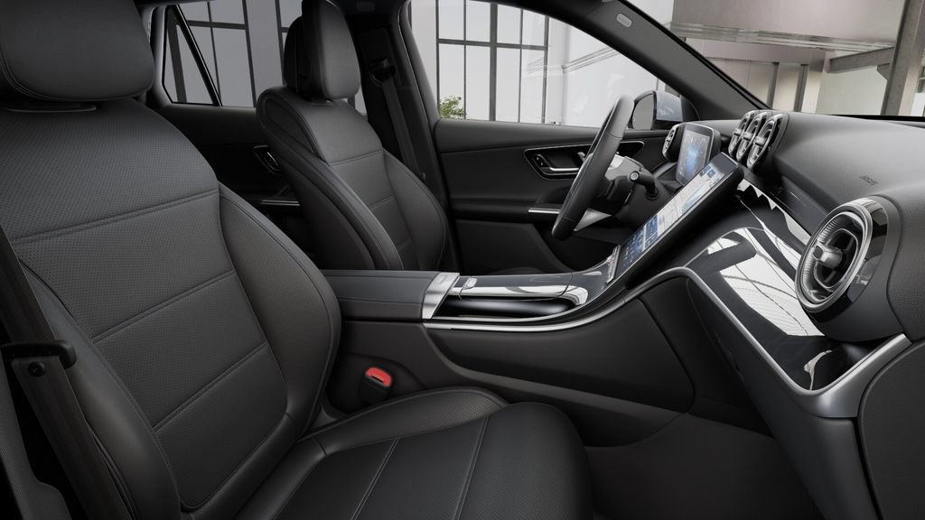 Used 2026 Mercedes-Benz GLC 300 image 39