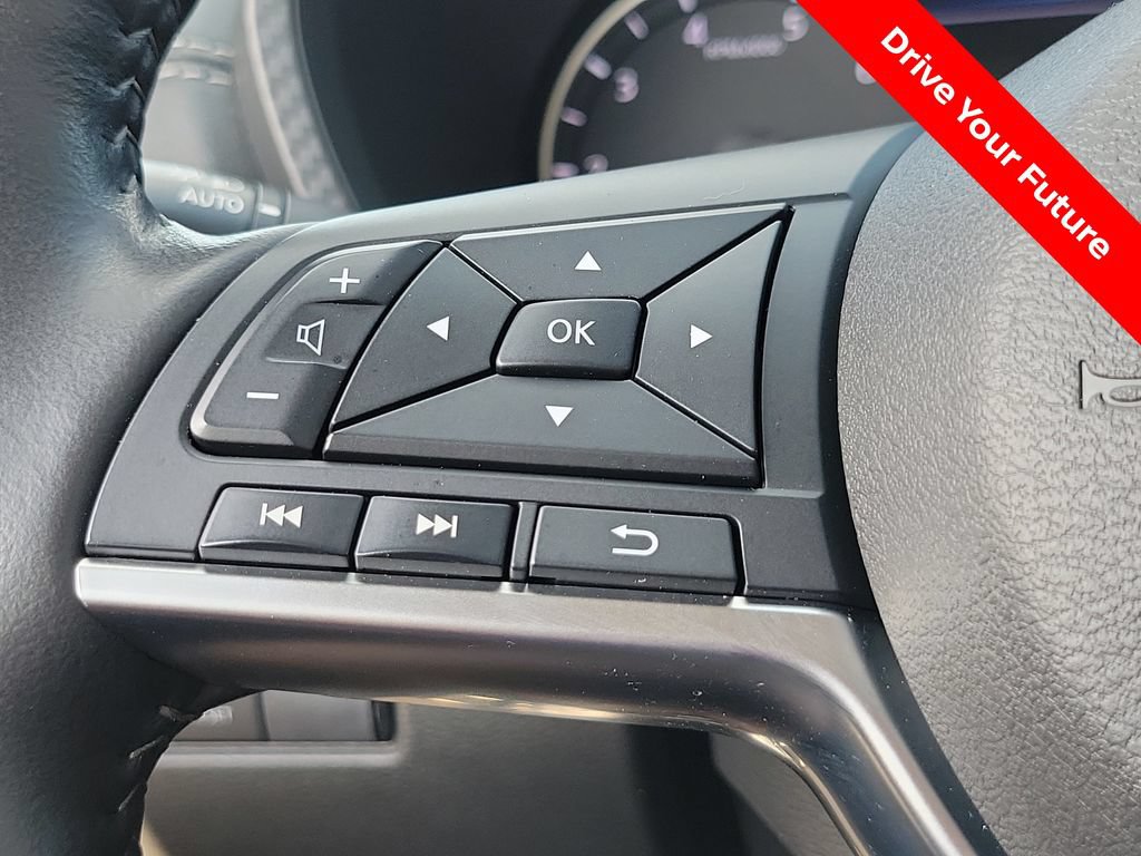 Certified 2025 Nissan Sentra SV w/ All-Weather Package FWD image 4