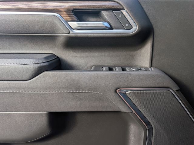 Used 2025 Chevrolet Silverado 1500 LT image 29
