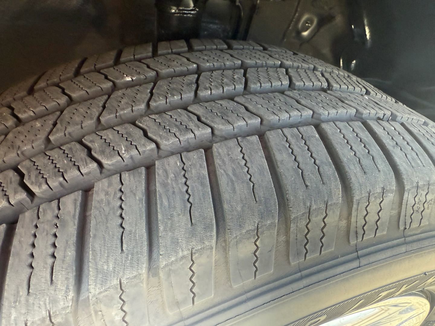 Used 2016 Toyota Highlander Limited image 42