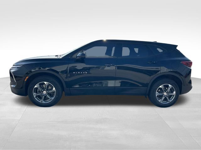 Used 2023 Chevrolet Blazer LT w/ LPO, Floor Liner Package image 2