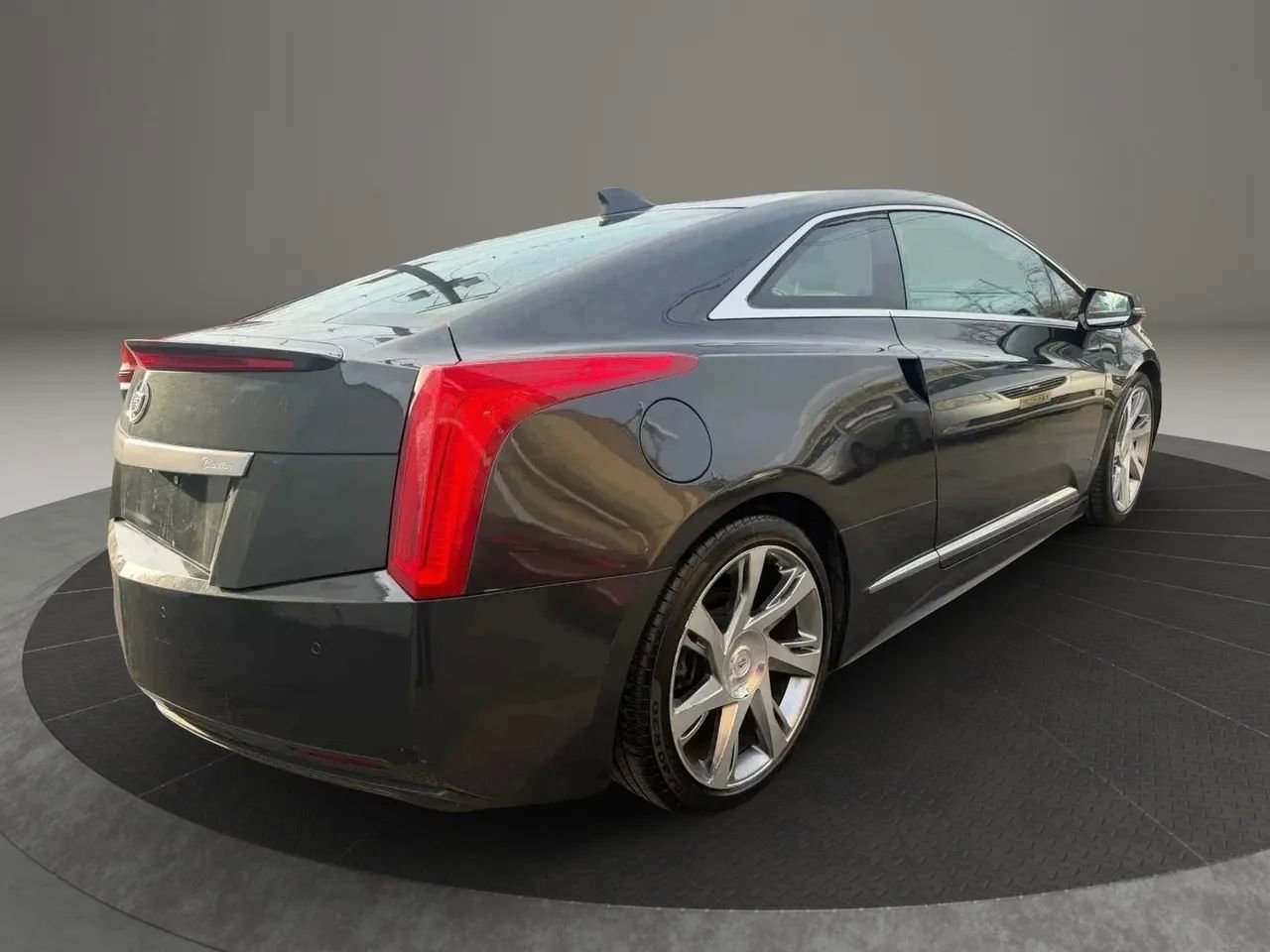 Used 2014 Cadillac ELR w/ Luxury Package image 5