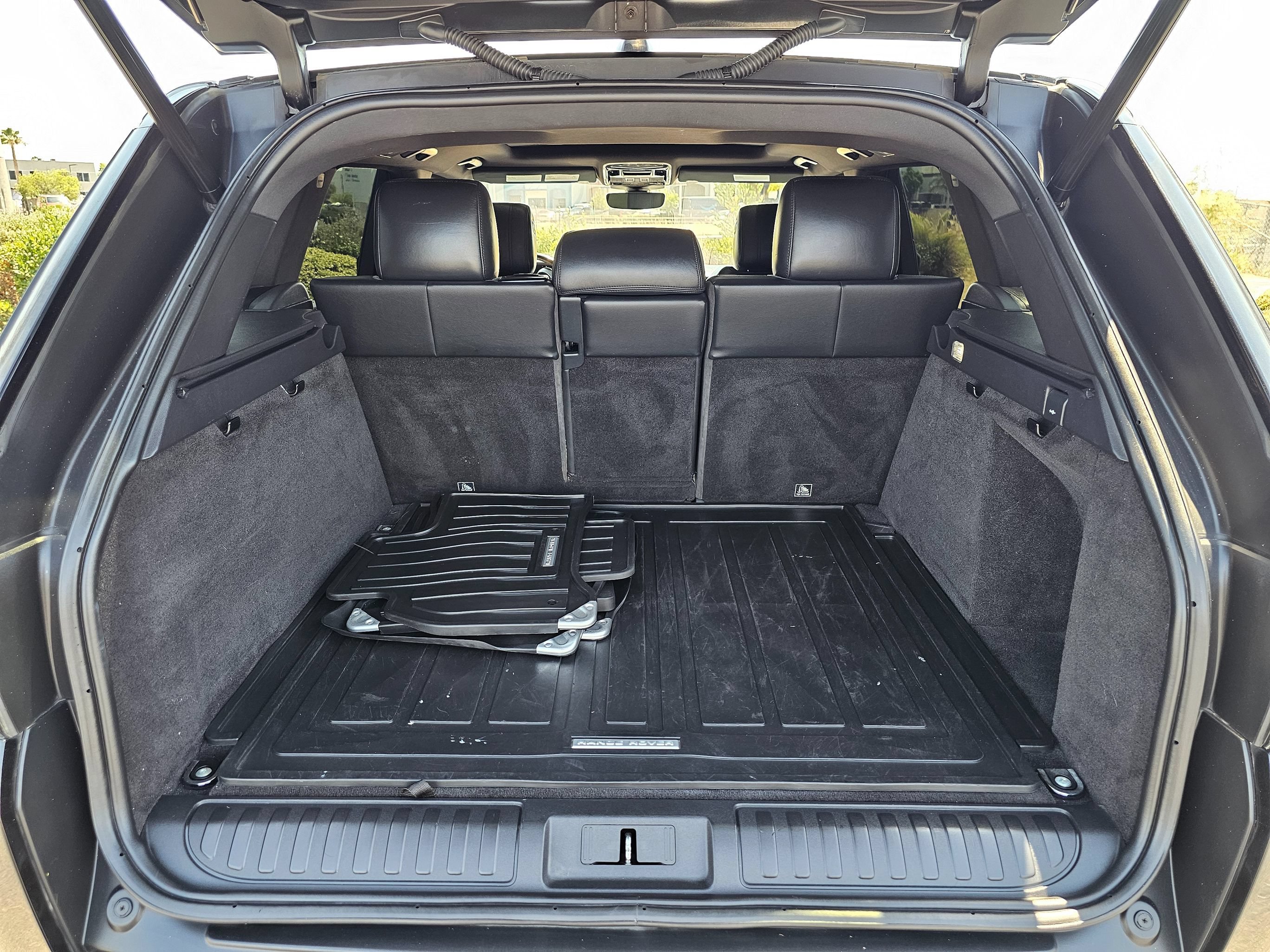 Used 2017 Land Rover Range Rover Sport HSE AWD/4WD image 29