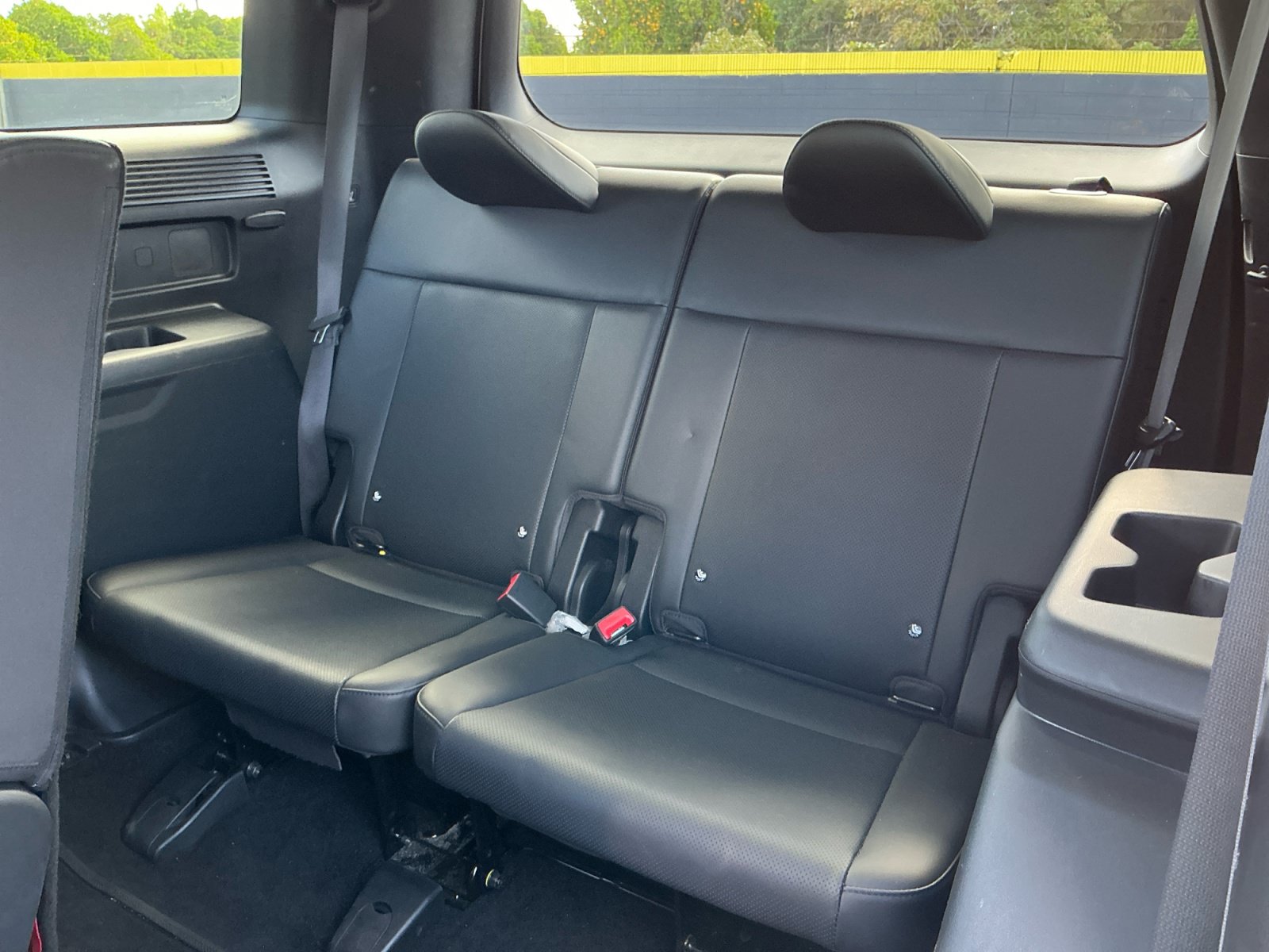Used 2025 Hyundai Santa Fe SEL AWD/4WD image 28