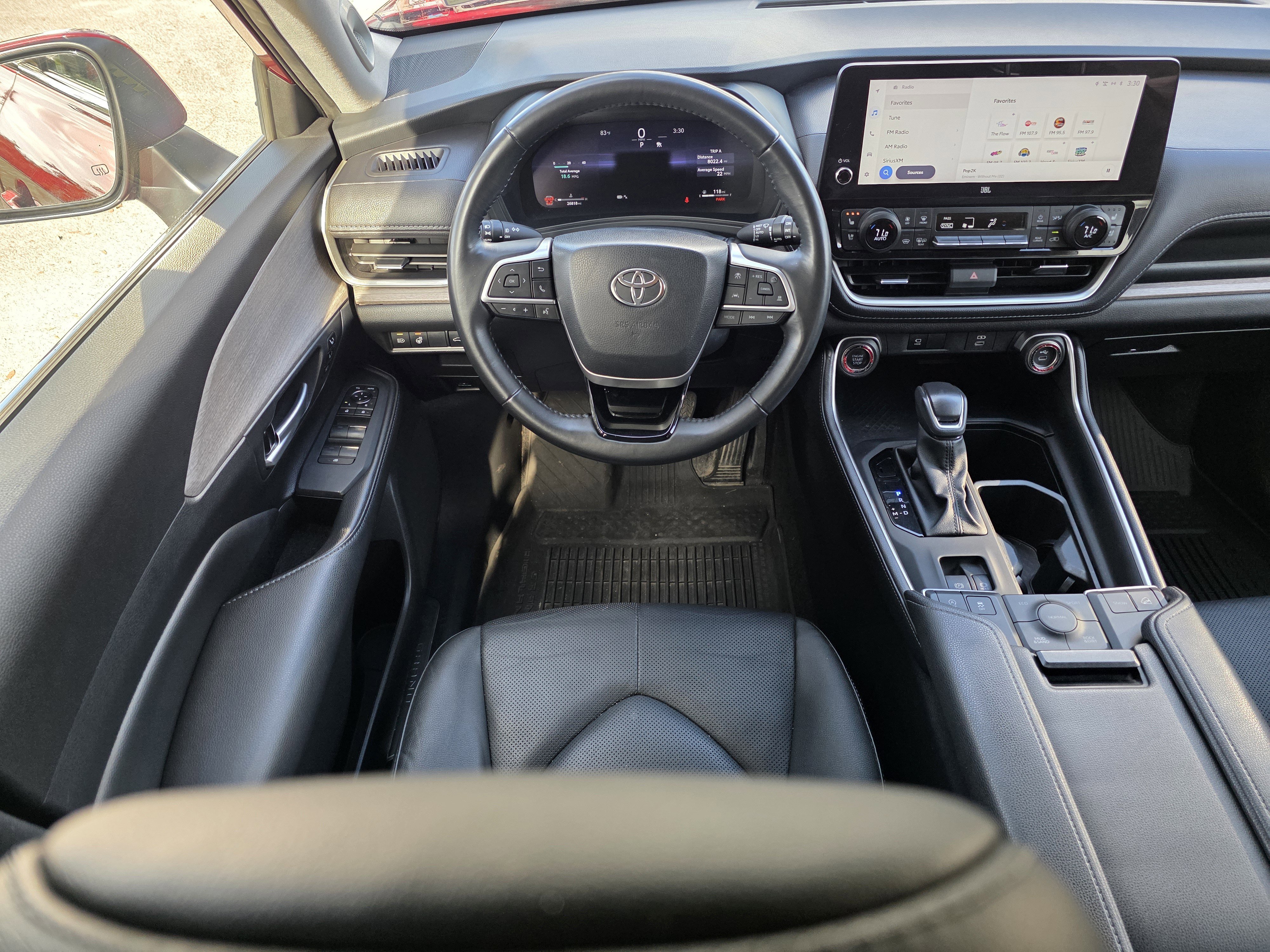 Used 2024 Toyota Grand Highlander Limited image 13