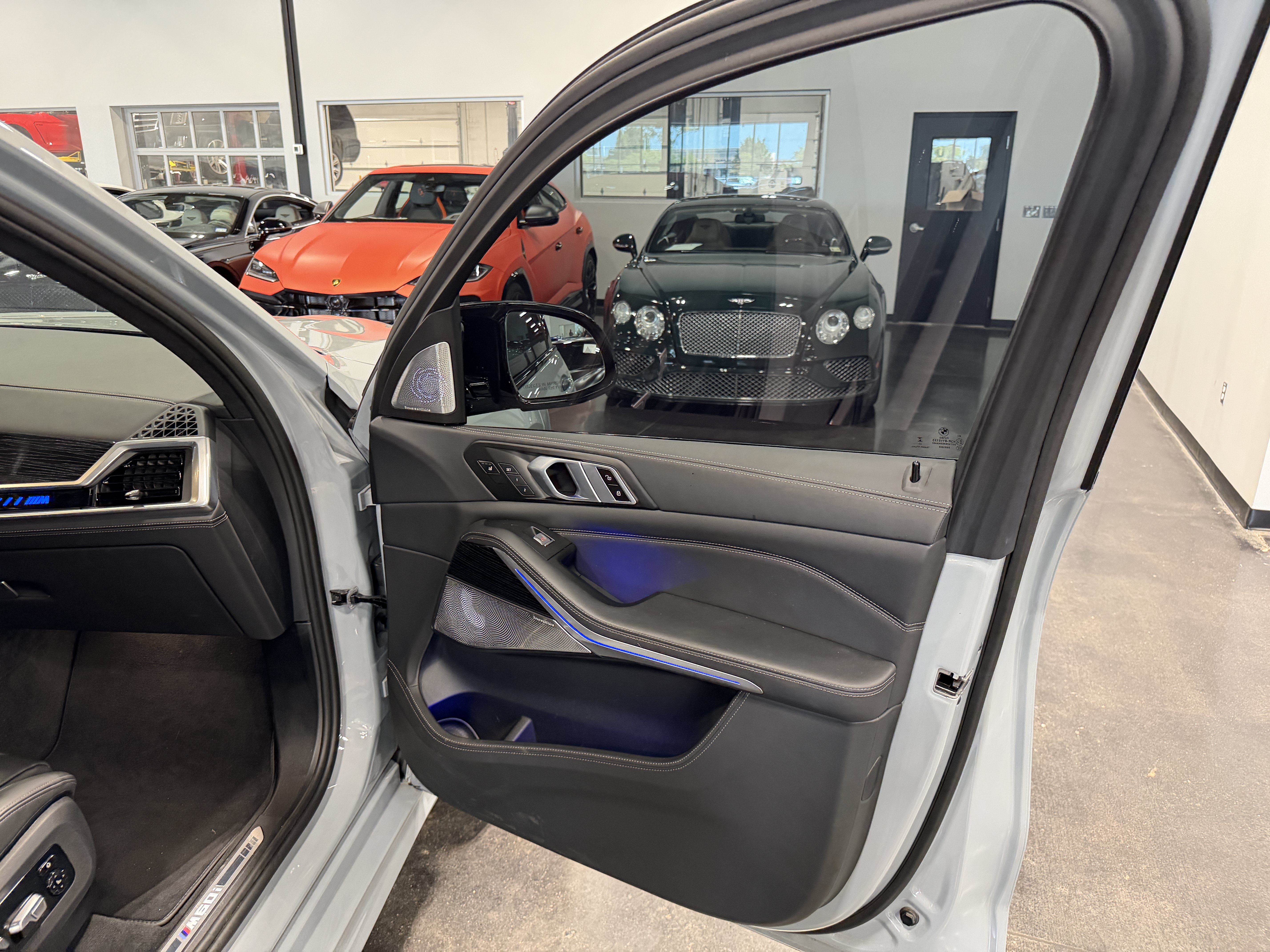 Used 2024 BMW X7 M60i w/ Executive Package AWD/4WD image 15