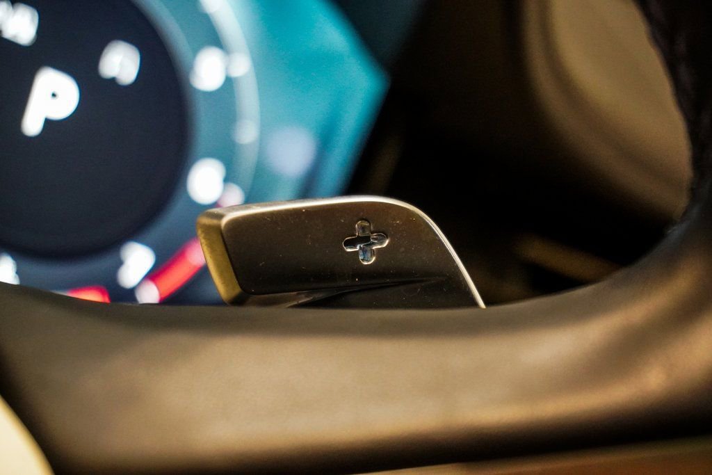 Used 2023 Land Rover Range Rover SE image 32