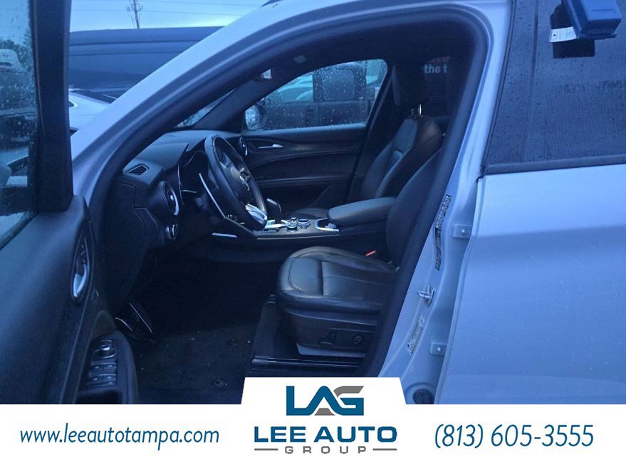 Used 2022 Alfa Romeo Stelvio Sprint image 4