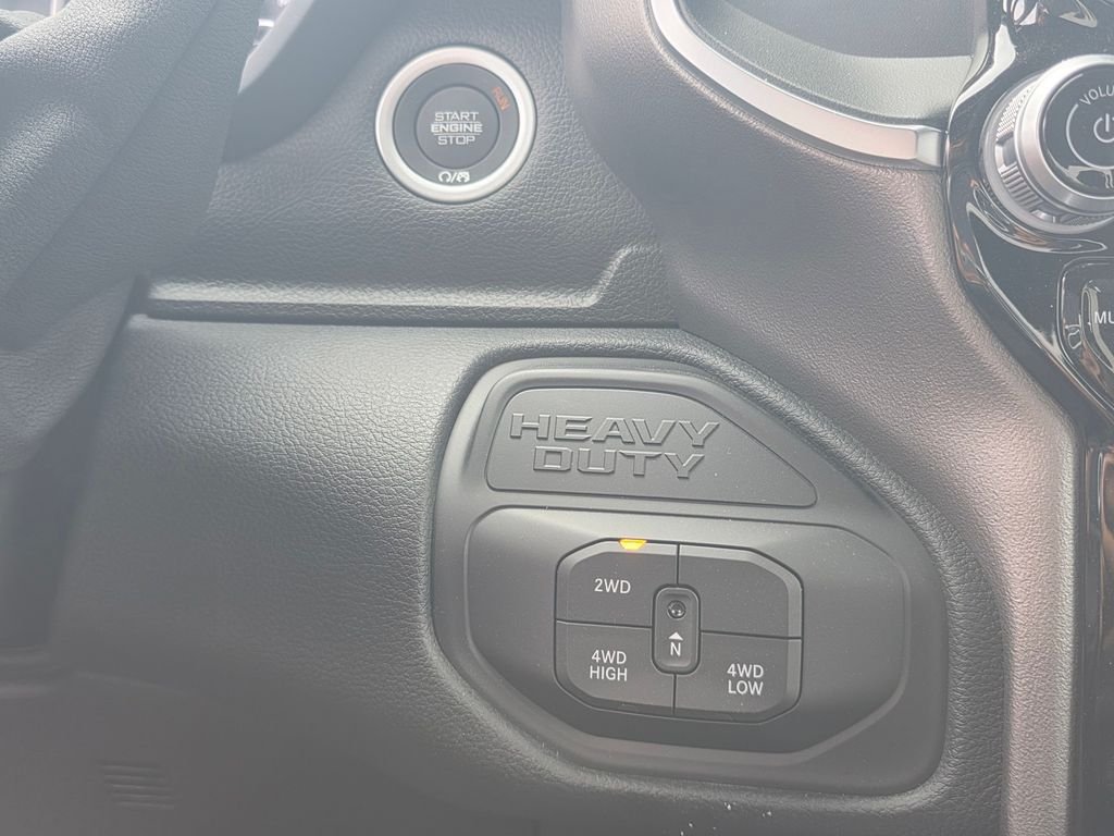 New 2026 RAM 3500 Big Horn AWD/4WD image 18