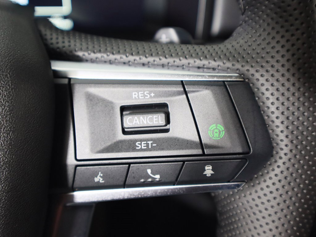 New 2025 Mitsubishi Outlander SE image 43