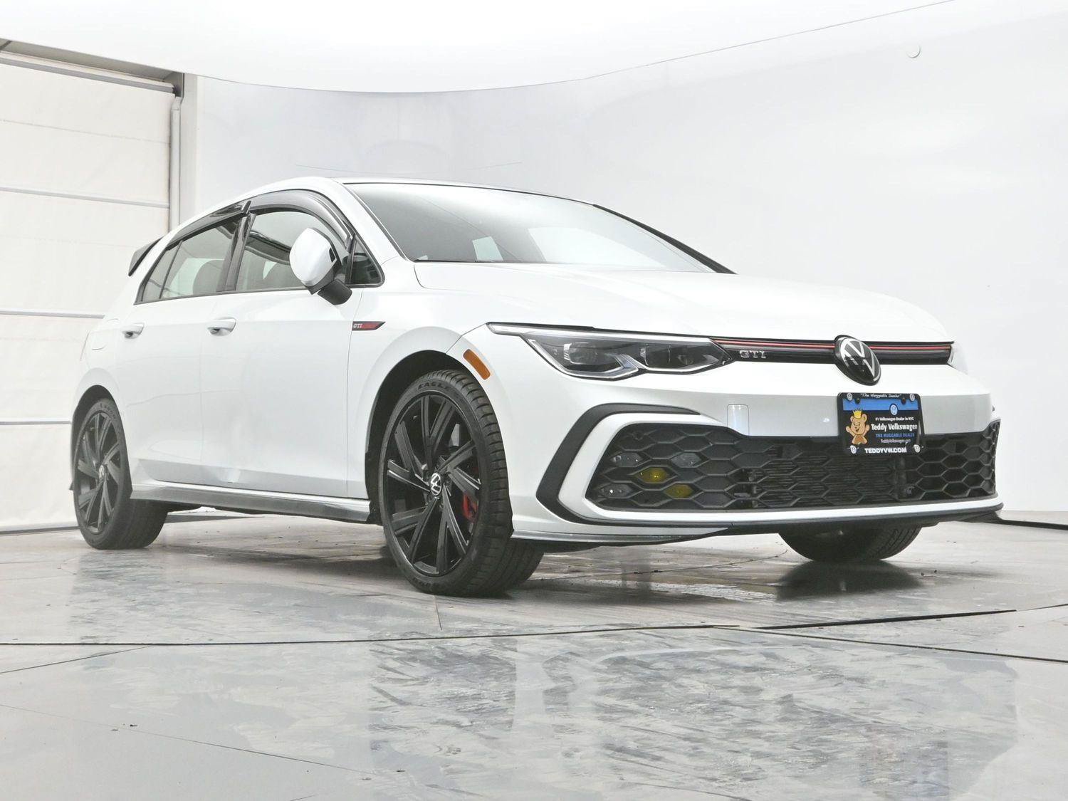 Used 2023 Volkswagen GTI SE FWD image 32