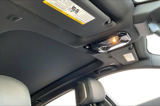 Used 2023 BMW i7 xDrive60 image 29