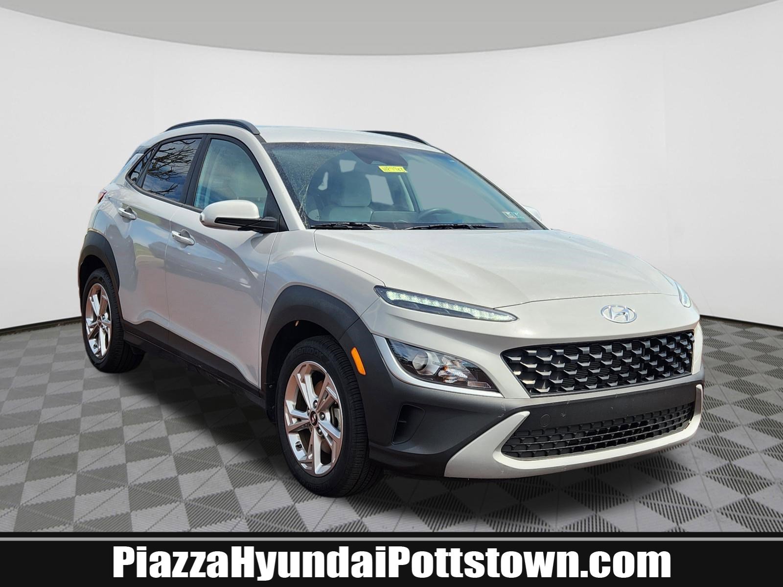 Certified 2022 Hyundai Kona SEL image 1