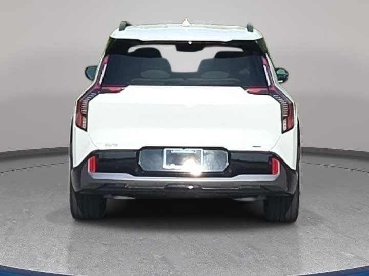 Used 2024 Kia EV9 GT-Line AWD/4WD image 6