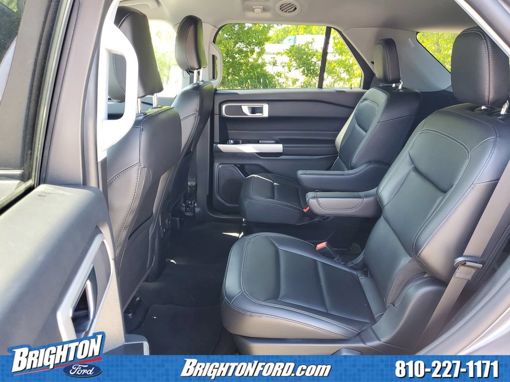 Used 2023 Ford Explorer XLT w/ Equipment Group 202A AWD/4WD image 12