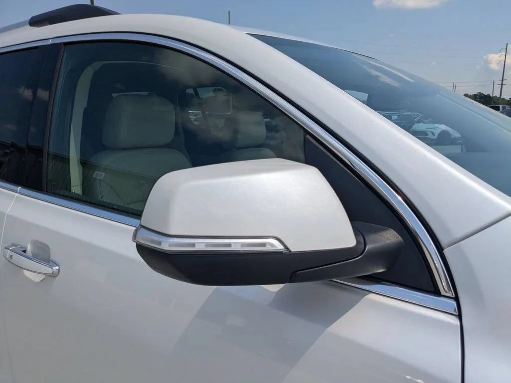 Used 2023 GMC Acadia Denali w/ LPO, Floor Liner Package FWD image 11