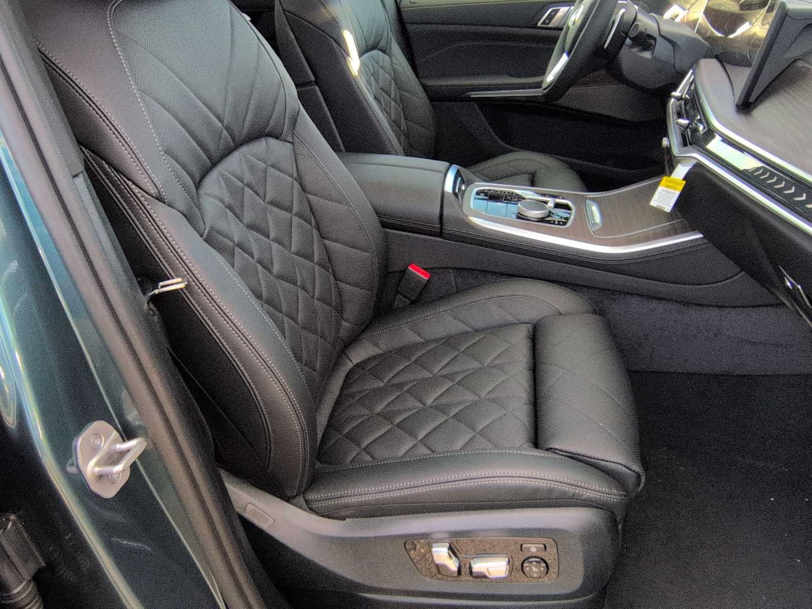 Used 2026 BMW X5 xDrive40i AWD/4WD image 24