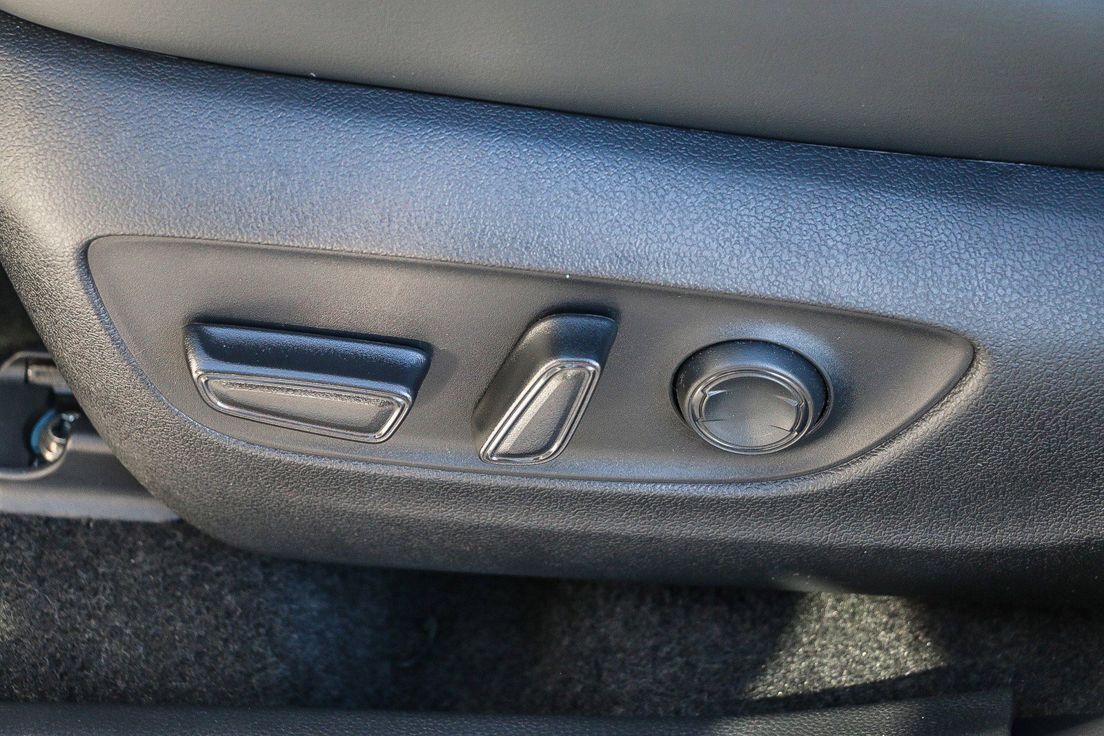 New 2025 Toyota RAV4 XLE Premium image 23