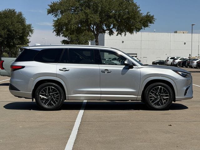 Used 2026 Lexus TX 350 AWD w/ Technology Package image 3