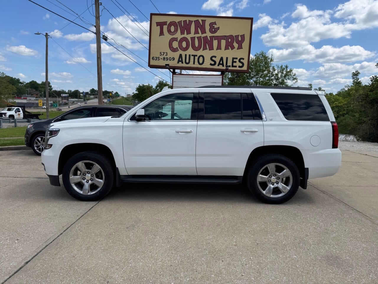 Used 2015 Chevrolet Tahoe LT w/ Max Trailering Package AWD/4WD image 4