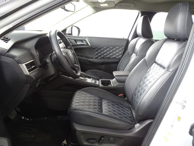 Used 2022 Mitsubishi Outlander SEL image 10