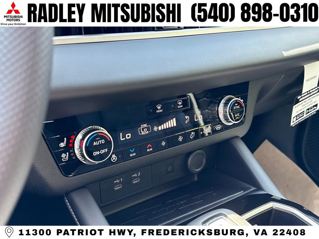 New 2026 Mitsubishi Outlander SEL AWD/4WD image 17