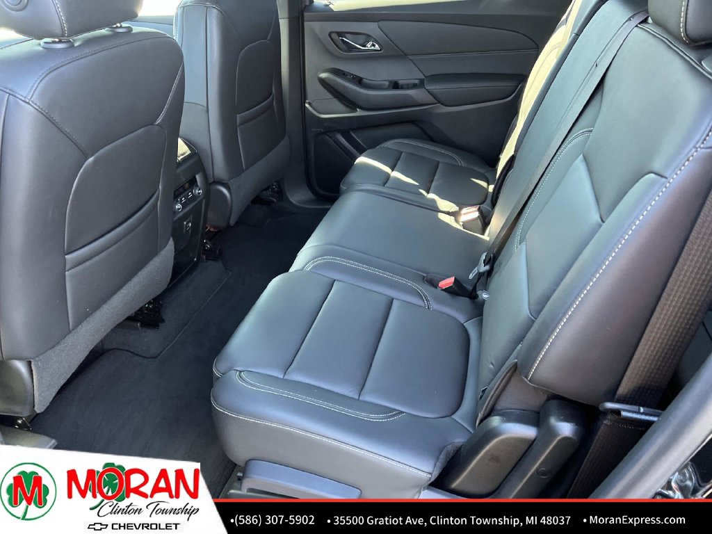 Certified 2023 Chevrolet Traverse LT FWD image 13