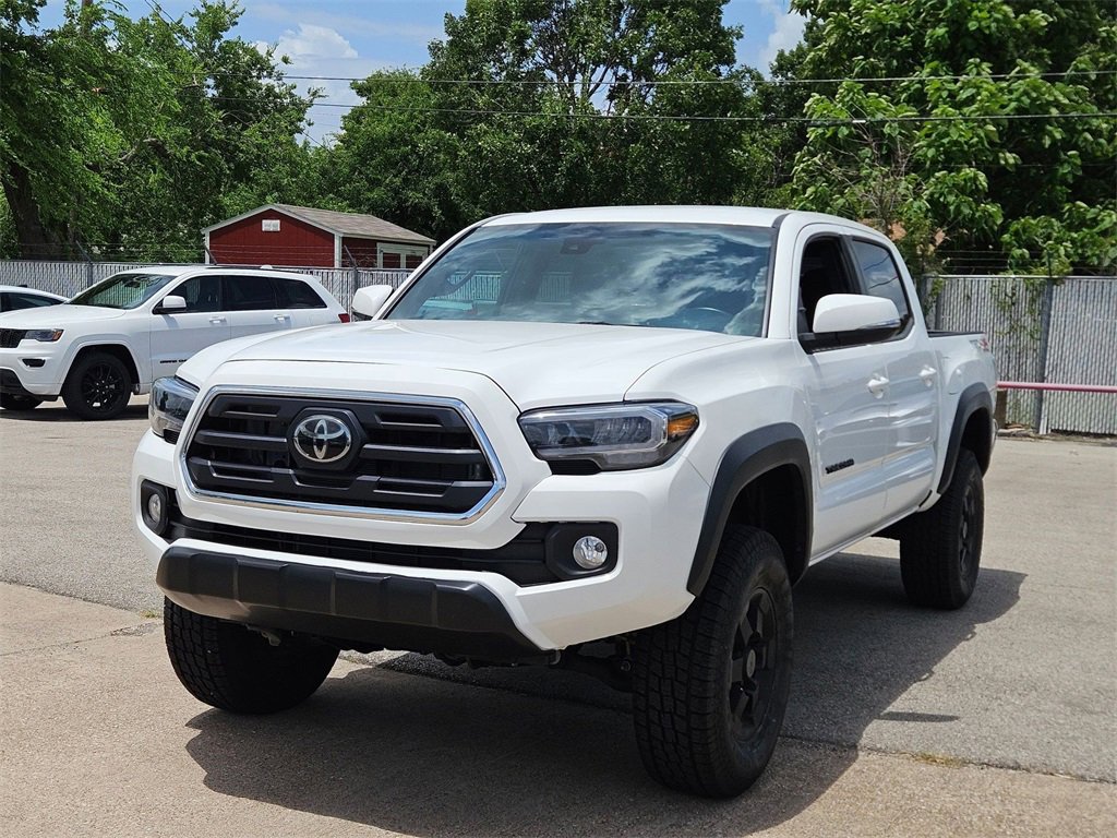 Used 2023 Toyota Tacoma TRD Off-Road image 3