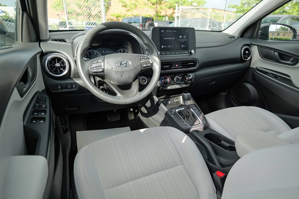 Used 2023 Hyundai Kona SEL AWD/4WD image 36