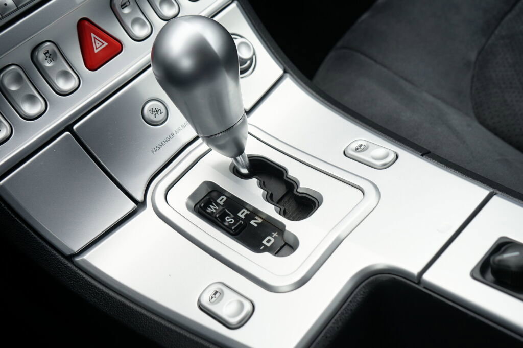 Used 2005 Chrysler Crossfire SRT-6 image 14