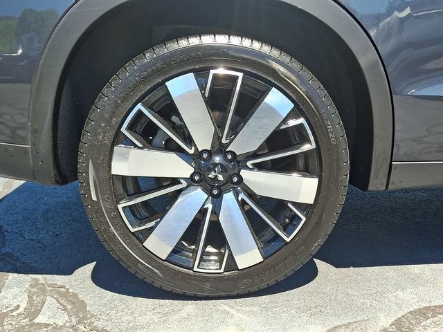 Used 2025 Mitsubishi Outlander SE AWD/4WD image 8