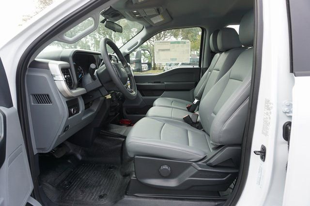 New 2026 Ford F550 4x4 Crew Cab Super Duty image 31