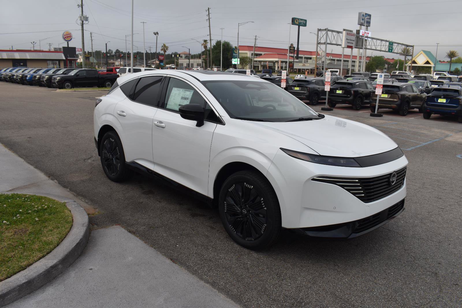 New 2026 Nissan Murano Platinum w/ Cargo Package AWD/4WD image 16