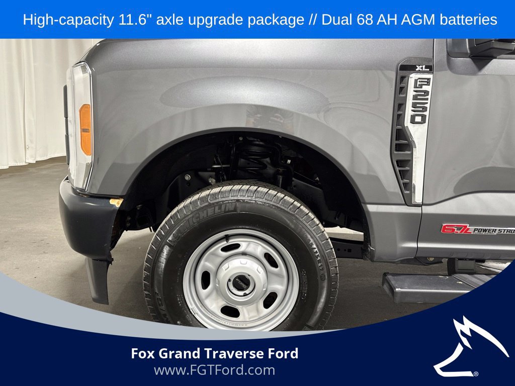 Used 2023 Ford F250 XL AWD/4WD image 9
