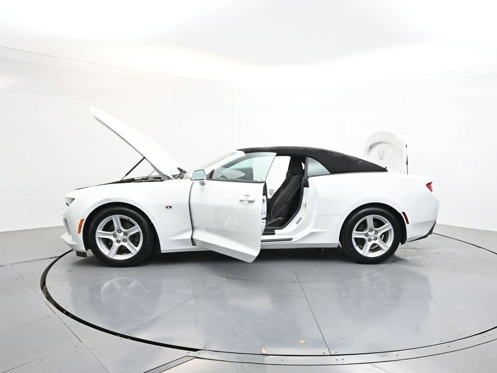 Used 2017 Chevrolet Camaro LT image 39
