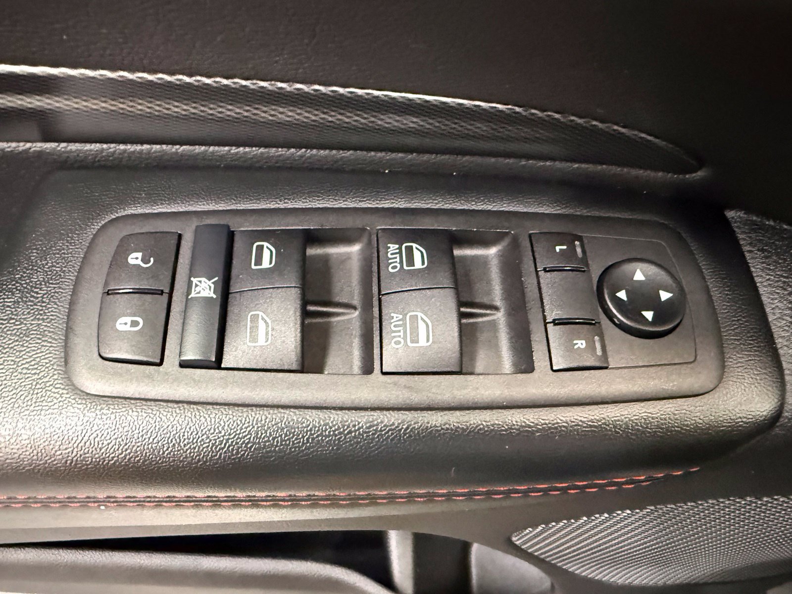 Used 2025 Dodge Durango GT AWD/4WD image 10