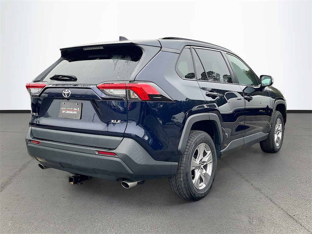 Used 2022 Toyota RAV4 XLE image 7