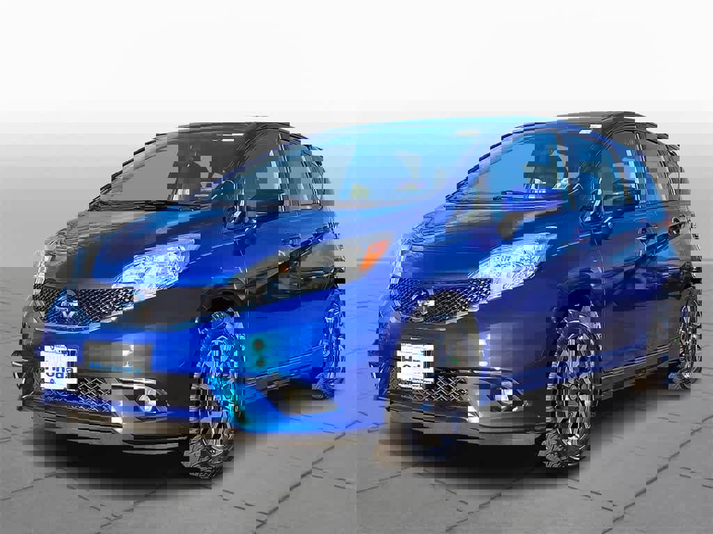 Used 2015 Nissan Versa Note SR w/ SR Convenience Package