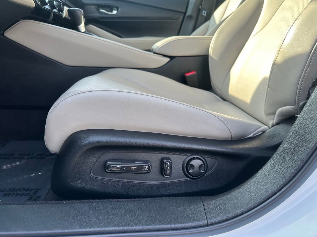 Used 2024 Honda Accord Touring image 9