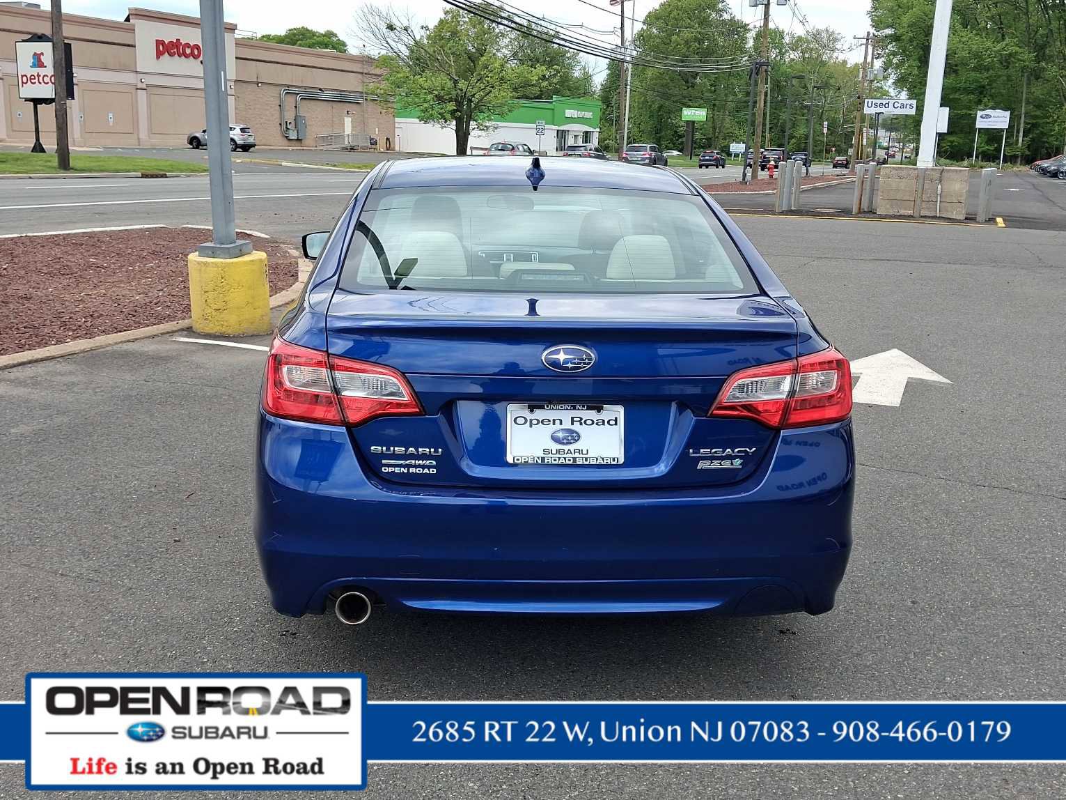 Used 2016 Subaru Legacy 2.5i Premium AWD/4WD image 5