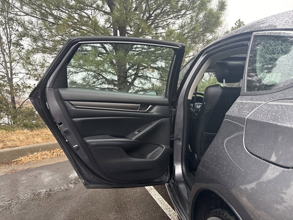 Used 2018 Honda Accord EX-L image 20