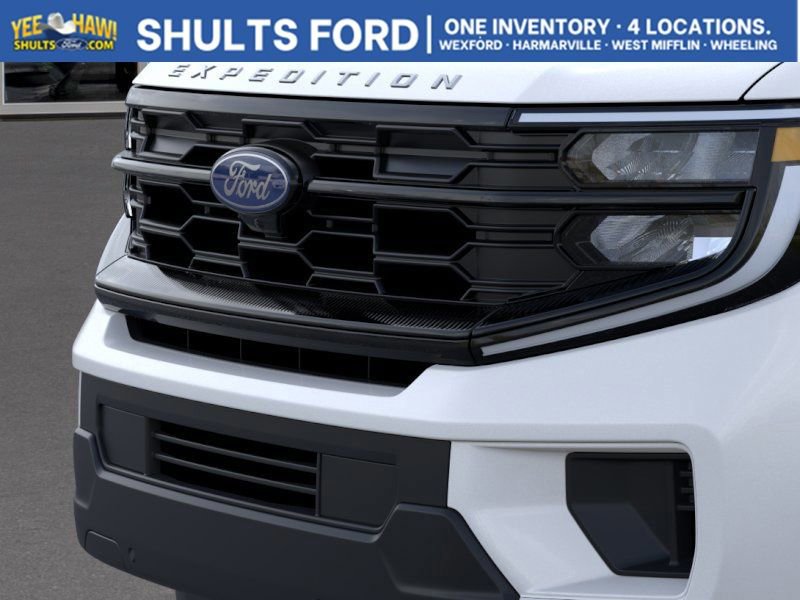 New 2026 Ford Expedition Active image 18